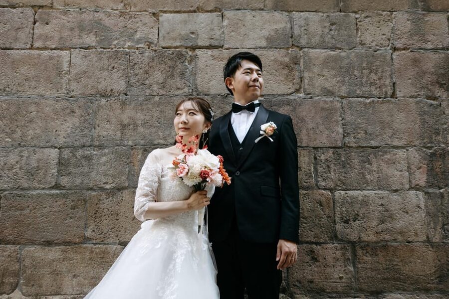 Barcelona: Private Photoshoot with a Professional - Why a Gothic Quarter photoshoot works so well