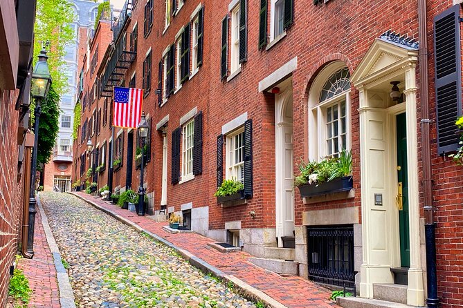 Beacon Hill Boston History + Photo Walking Tour (SMALL Group) - Louisburg Square and Beacon Hill’s grand side
