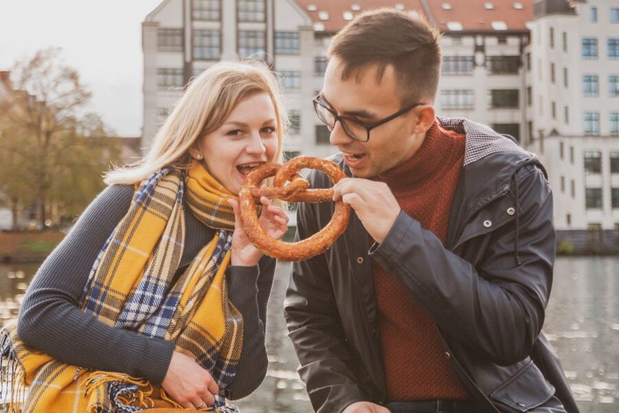 Berlin: Alternative Culture Walking Tour & Photoshoot - Why this Berlin walk feels different
