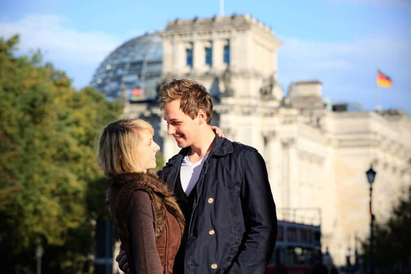 Berlin Essentials: Private Photoshoot at Berlin's top sites - Value at $68 per private group