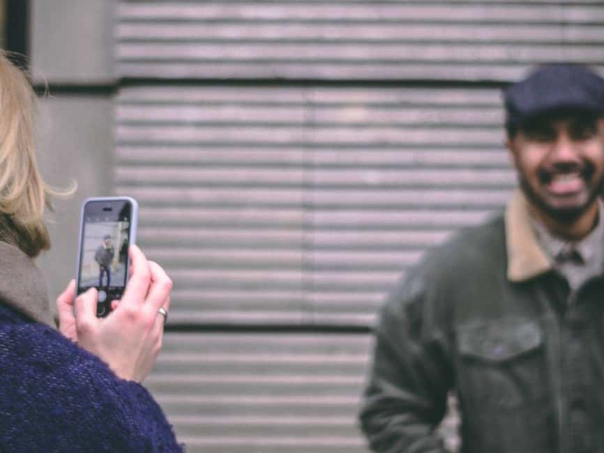 Berlin: Hands-On Mobile Photography Workshop - Portrait practice and your new profile picture