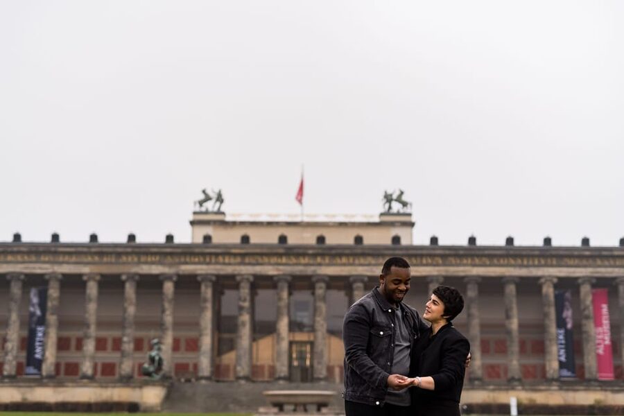 Berlin Love Story: Surprise Proposal Photography Session - Who will like this experience most?