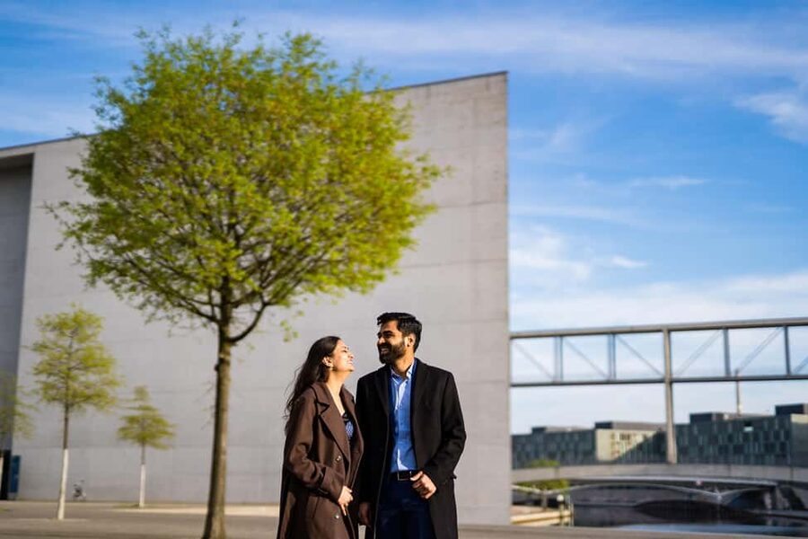 Berlin: Private Photo Session with Professional Photographer - Timing, access, and practical planning