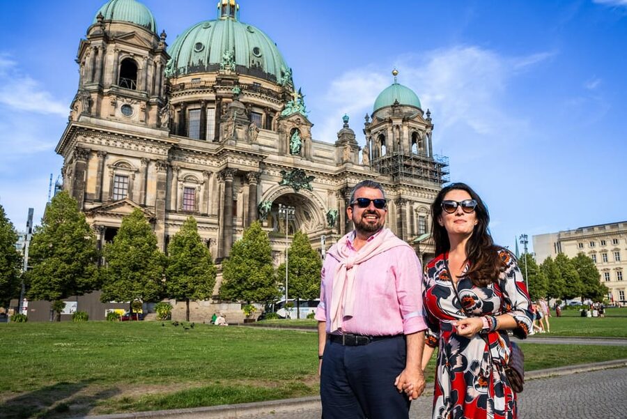 Berlin: Your Personal Vacation Photographer - Practical clothing and timing advice