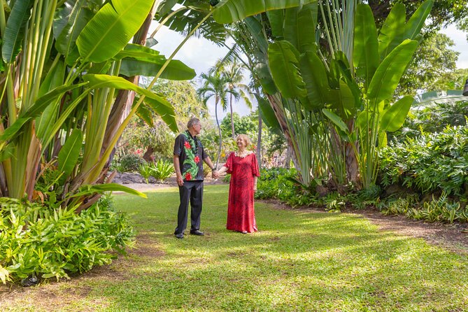 Big Island, Kona Hawaii Photographer - Outrigger Mini Session - Who will enjoy this most