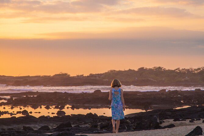 Big Island Photographer 45 minute beach portrait sessions - From 100 proofs to 20 finished digital images