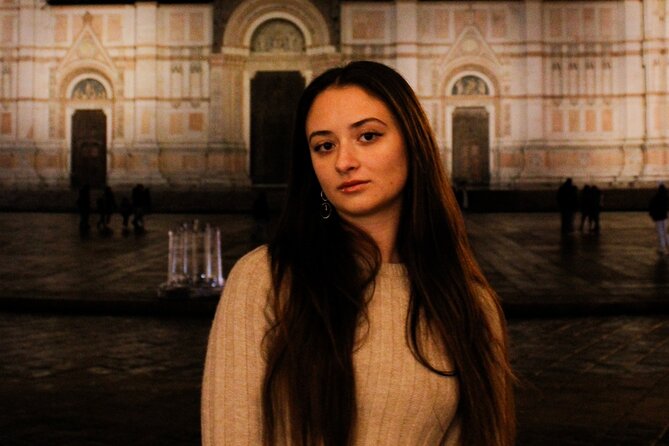 Bologna: Photo tour with professional photographer - Piazza Santo Stefano and a more relaxed mood