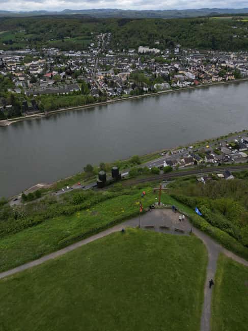 Bonn: Private Drone Photoshoot Experience - Meeting Taha at Bonn Hauptbahnhof