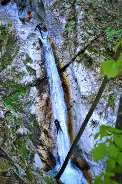 Bovec: 100% Unforgettable Canyoning Adventure + FREE photos - Photos, showers, and the return to Bovec