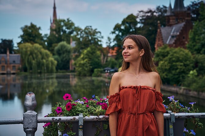 Bruges Photo Session By a Pro - Chocolate and old walls at Walplein