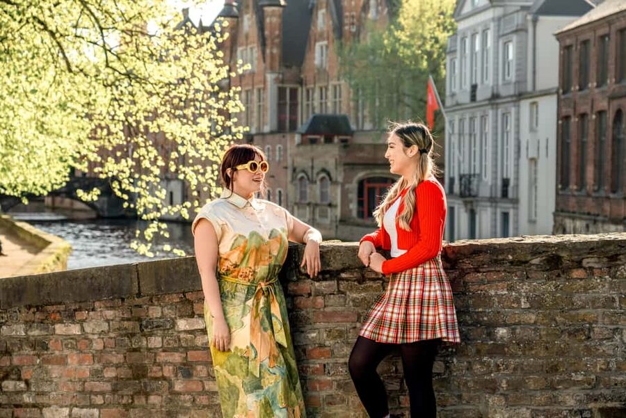Bruges : Your private 1 hour photoshoot in the medieval city - Who will enjoy this private Bruges session