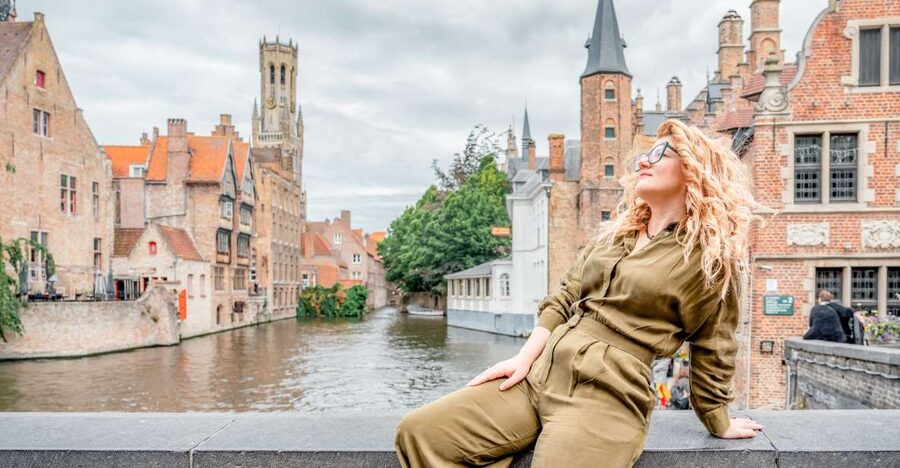 Bruges : Your private 30min. photoshoot in the medieval city - Is $235 a fair price?