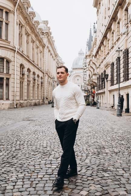 Bucharest: Essential Photo Session in the Charming Streets - What the posing guidance feels like