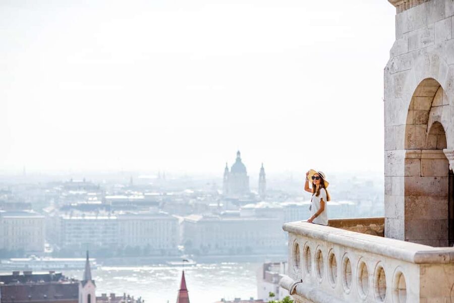 Budapest: Castle Hill Photoshoot with Private Photographer - Key points at a glance