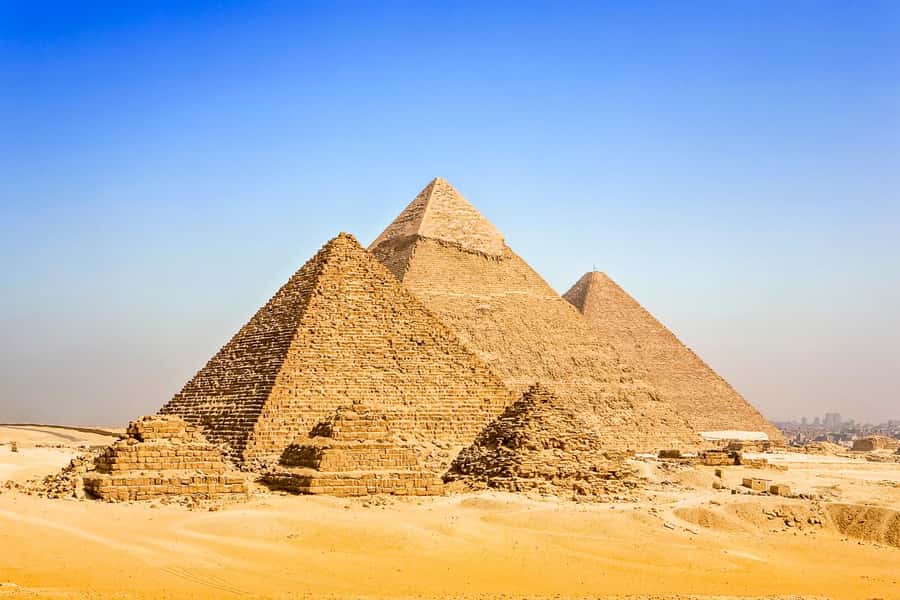 Cairo: Private Half-Day Pyramids Tour with Photographer - The guides and what they contribute