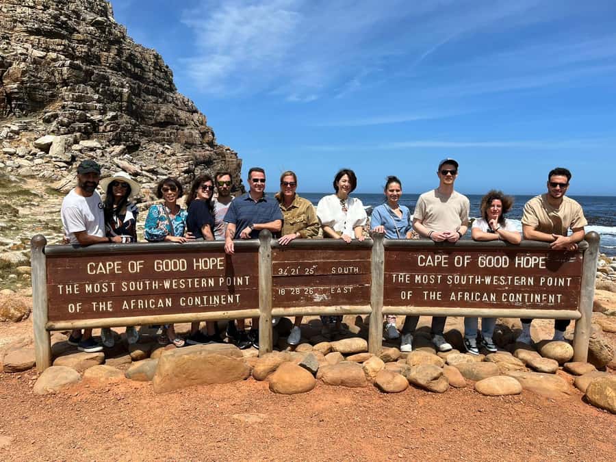 Cape Town: Table MT, Cape Point & Penguins Instagram Tour - A short ostrich stop before Cape Point