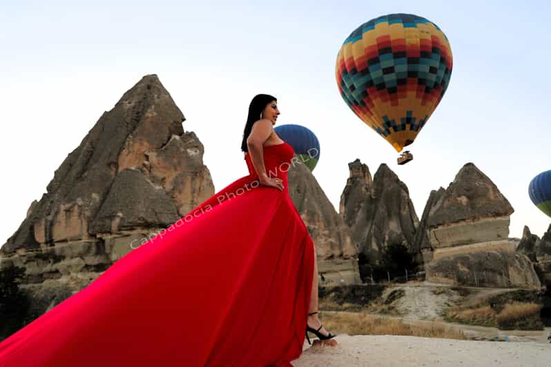 Cappadocia Photoshoot with Flying Dress - The dress, bouquet, and styling choices