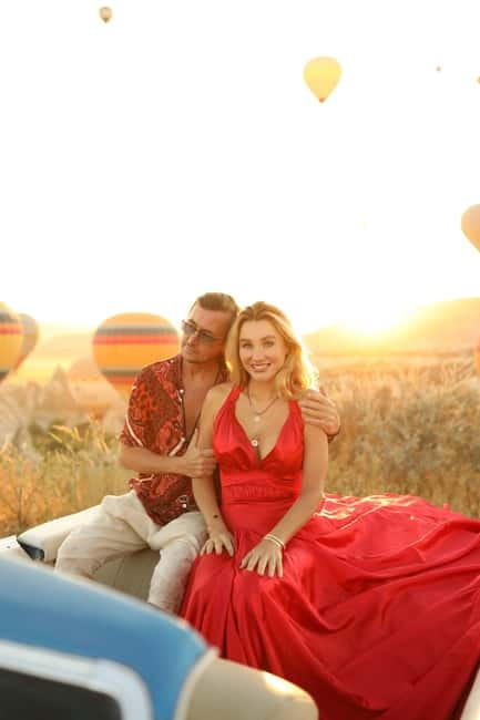 Cappadocia: Photoshooting with Flying Dresses - Who will enjoy this most