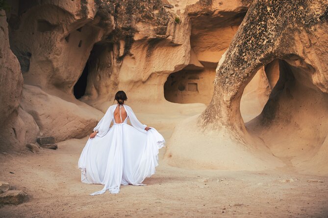 Cappadocia Private Flying Dress & Hot Air Balloon Photoshoot - Dress choices and paid extras