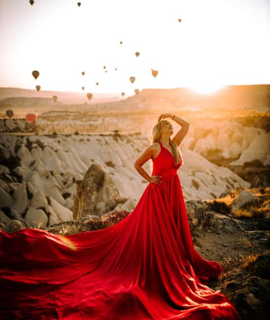 Cappadocia: Private Photo Shoot with Flying Dress & Horses - Rose Valley: warmer tones and a second mood