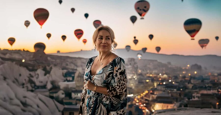 Cappadocia: Private Photoshoot Sunrise Balloon with Transfer - From Göreme hotel pickup to the photo site