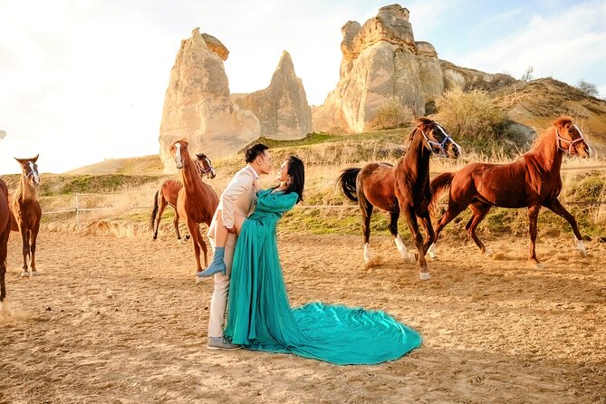 Cappadocia Running Horses Photoshoot with Private Pickup - The photographers make a fast shoot easier
