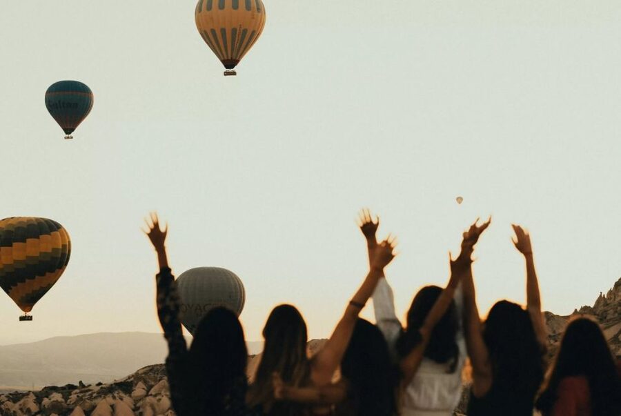 Cappadocia: Sunrise Balloon Watching Tour with Photographer - The photographer and the human side of the tour