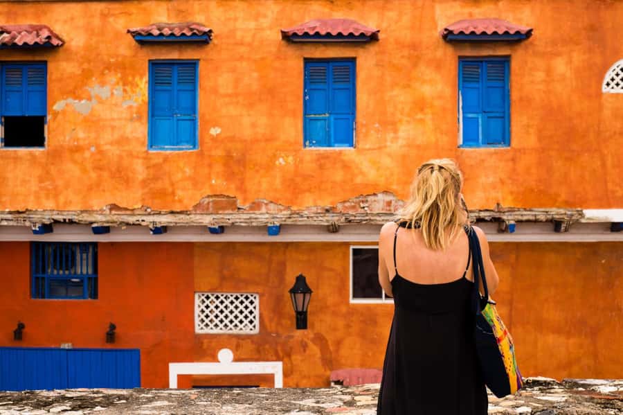 Cartagena: Photography Workshop Tour - Timing, walking, and accessibility