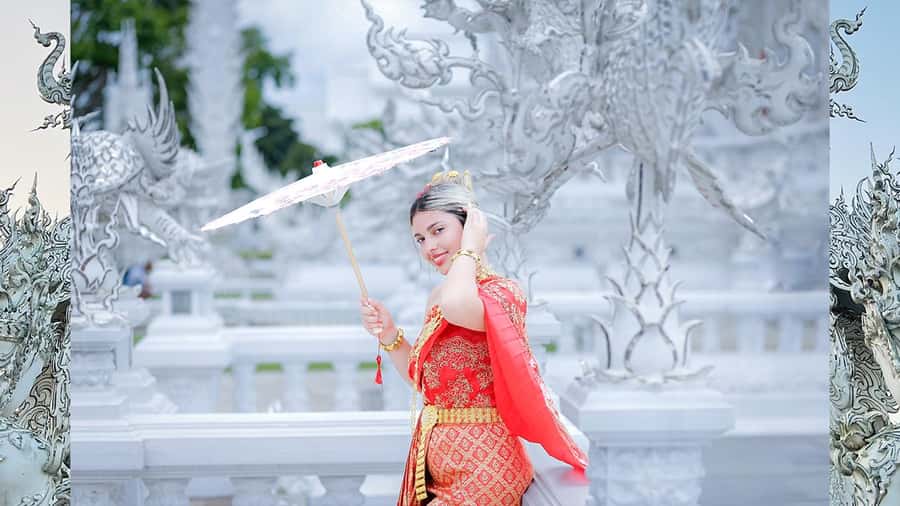 Chiang Rai:Photos of traditional Thai costumes,White Temple - Files, editing, and what you actually receive