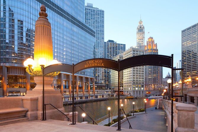 ️ Chicago Instagram Walking Tour (Private & All- Inclusive) - The best reasons to book this Chicago photo walk