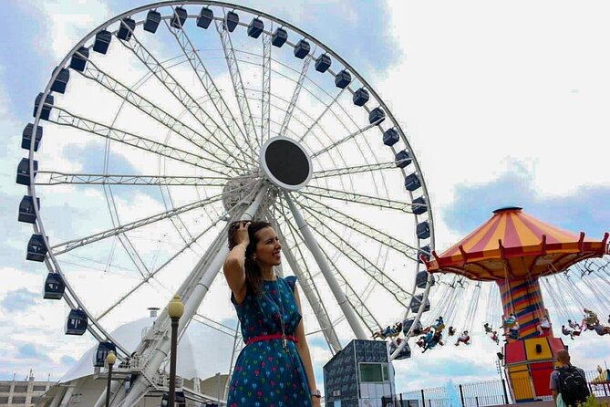 ️ Chicago Instagram Walking Tour (Private & All- Inclusive) - Grant Park, the Art Institute, and the Chicago Theatre