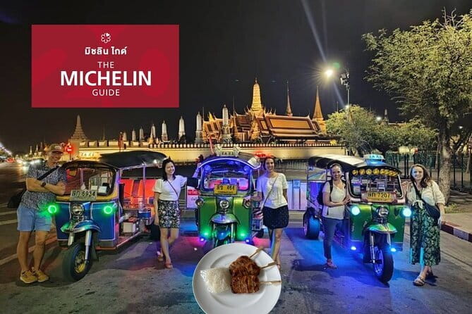 Chinatown (Yaowarat Road) Neon Photoshoot - Booking details and cancellation timing