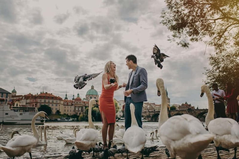 Cinematic Photoshoot Experience in Prague - Rudolfinum and the Vltava Views