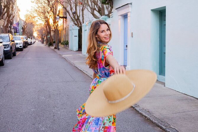 Colors of Charleston Walking Tour and Photoshoot Experience - Thirty-five minutes through downtown Charleston