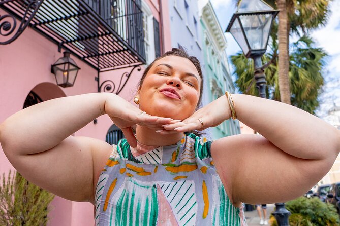 Colors of Charleston Walking Tour and Photoshoot Experience - What the $75 price really covers