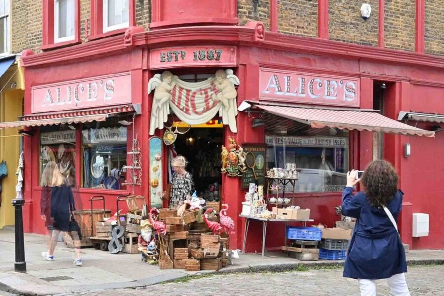 Colourful Notting Hill Photography Tour - Should you book the Colourful Notting Hill Photography Tour?