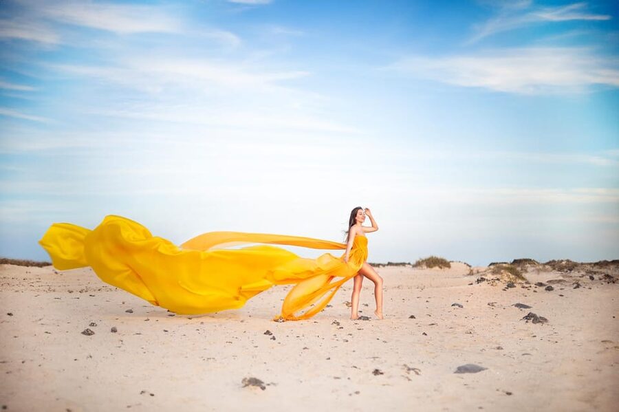 Corralejo: Private Flying Dress Photoshoot - Choosing a dress from more than 50 designs