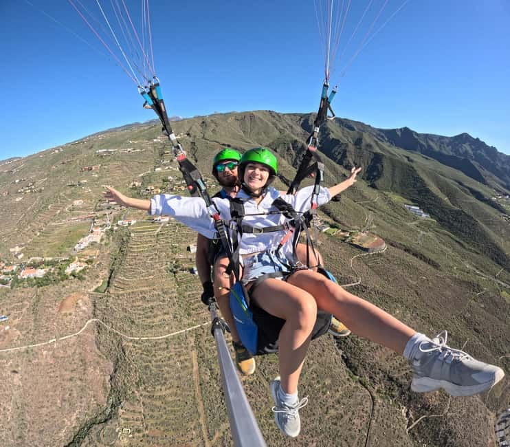 Costa Adeje, Paragliding with pick up service and 5 free photos! - Five photos included, full media costs extra