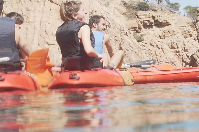 Costa Brava: Kayak, Snorkel, Photos, Lunch, Beach & Cliff Jump! - Arriving at the Costa Brava beach