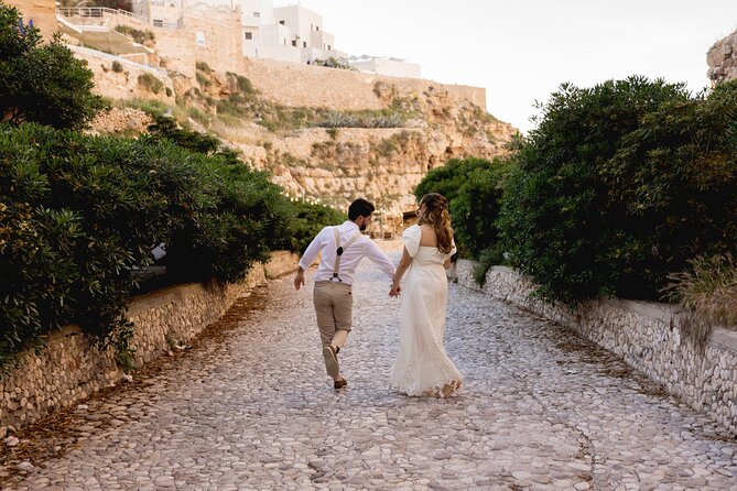 Couple or family photo shoot Polignano a Mare - A cinematic style with room for real emotion