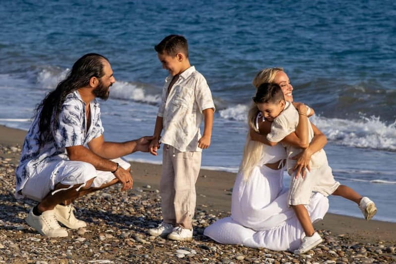 Cyprus: Private Photo Session with Professional Photographer - A one-hour photo session built around real moments