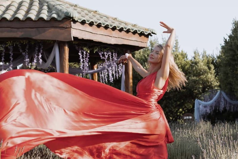 Cyprus: Private Photo Session with Professional Photographer - Choosing a setting in the Limassol District