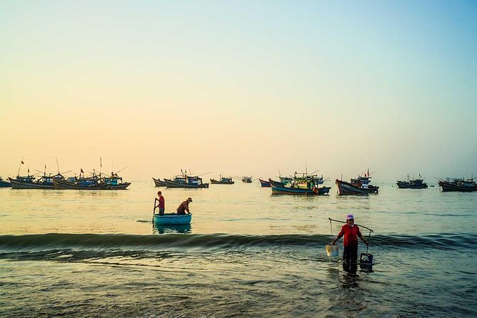 Danang On the Waterfront Photo Tour - Working with changing morning light