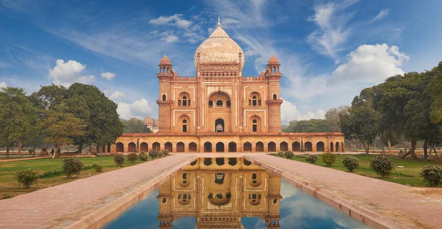 Delhi: Heritage Photography Tour - Muhammad Shah Sayyid Tomb and Delhi’s layered past