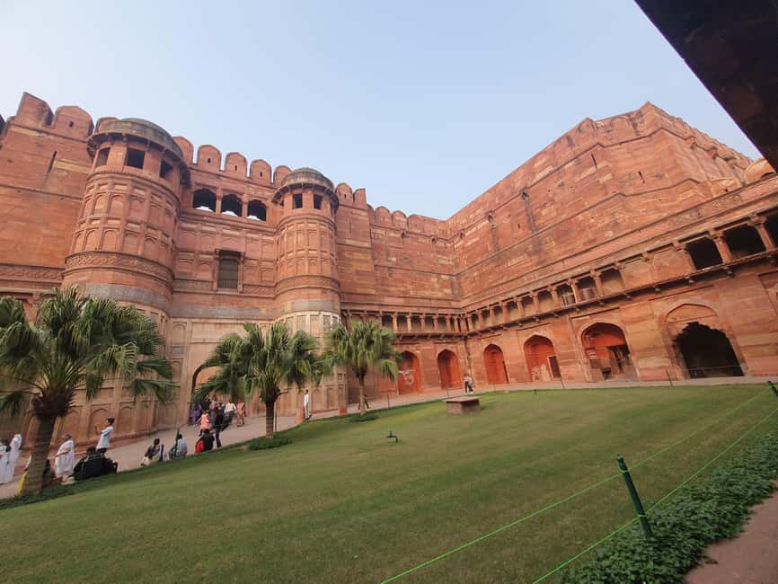 Delhi: Photography Taj Mahal Tour with Boat Ride & Transfers - Private car, driver, and the return to Delhi