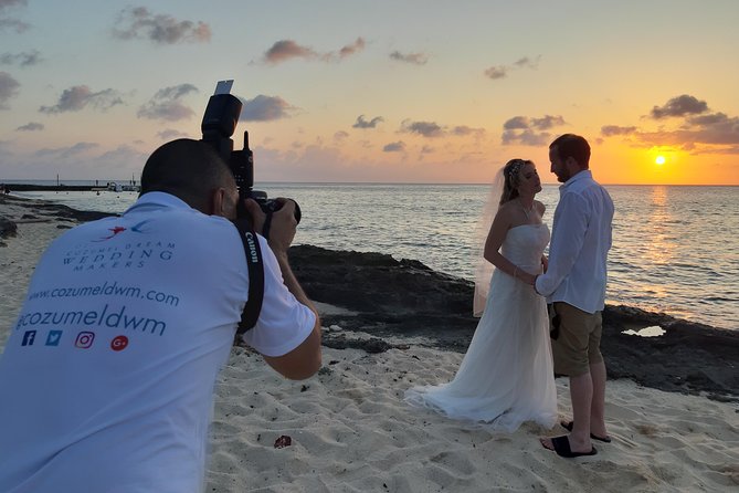Deluxe Photography Session - Value for families, couples, and milestone events