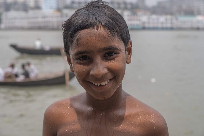 Dhaka Street & Culture Photography – Private Full-Day Tour - Kamalapur Railway Station: a final study in movement