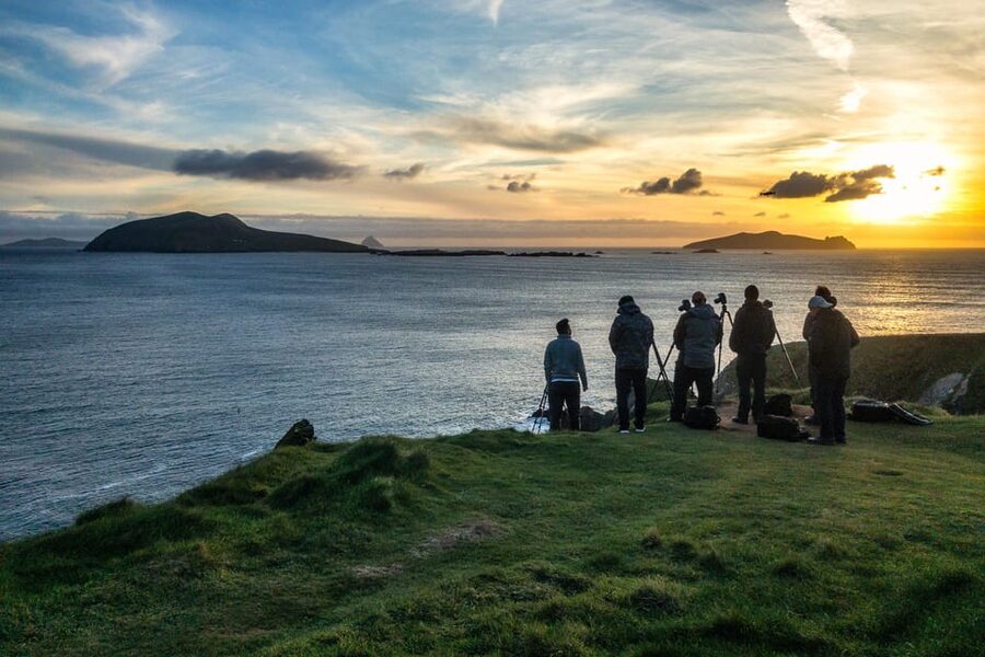 Dingle: Slea Head Sunset & Magic Hours Photo Tour - Coumeenoole Strand and the Atlantic edge