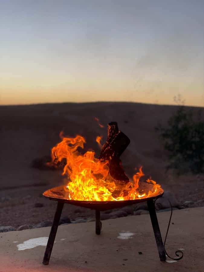 Dinner Show at Agafay desert & Traditional Outfit Photoshoot - Mint Tea Among Rocky Hills