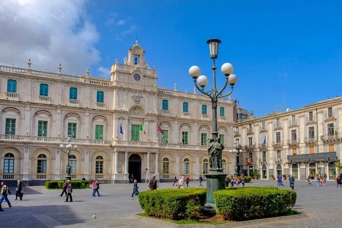Discover Catania from fabulous viewpoints with your personal photographer - Sant’Agata Abbey: a high view with real physical demands
